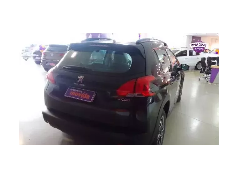 Peugeot 2008 Preto 8