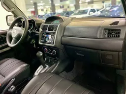 Mitsubishi Pajero TR4