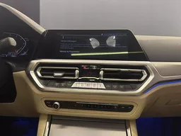 BMW 320i