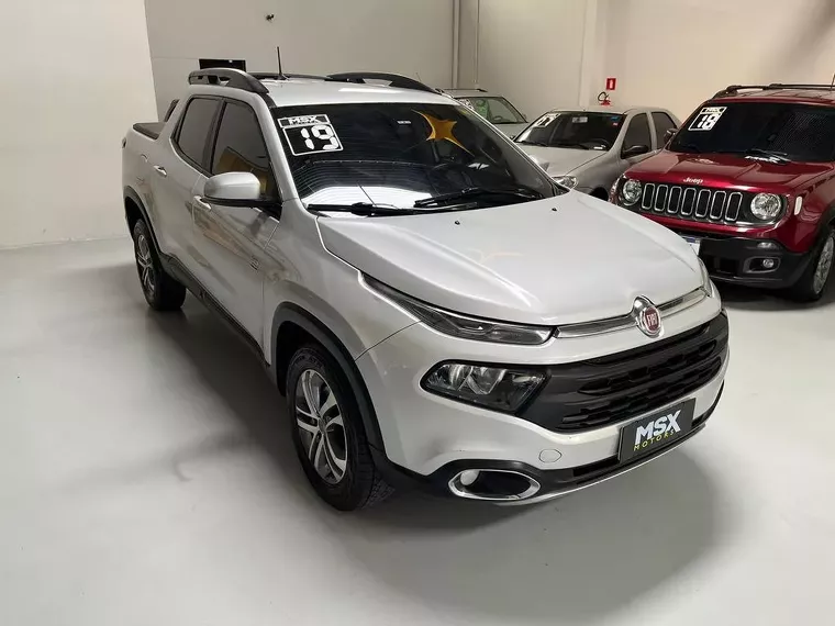 Fiat Toro Prata 13