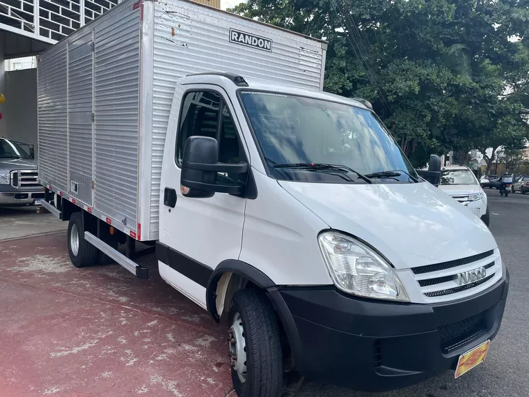 Iveco Daily Branco 3