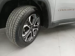 Jeep Commander