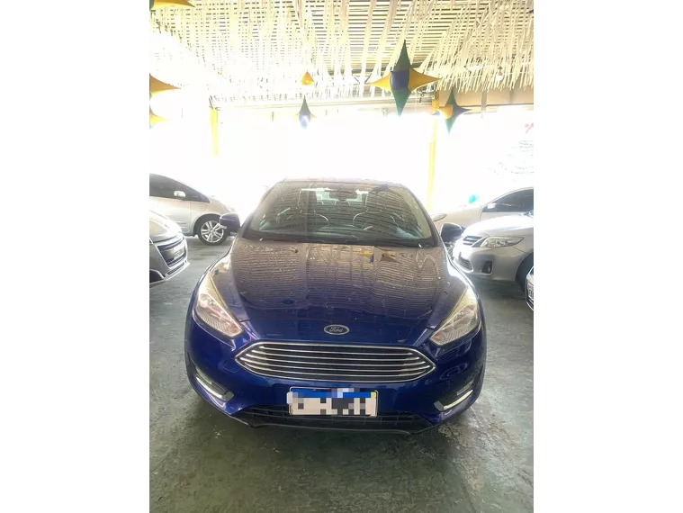 Ford Focus Azul 1