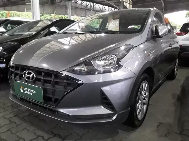 Hyundai HB20 Prata 14