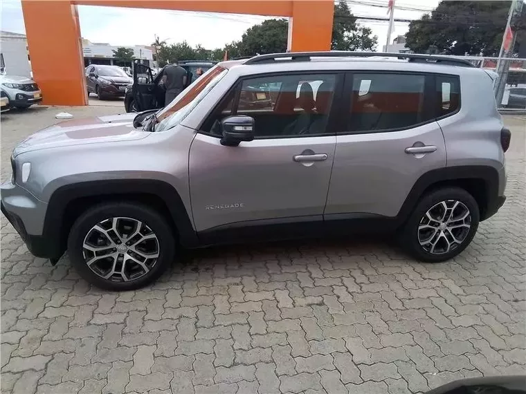 Jeep Renegade Prata 3