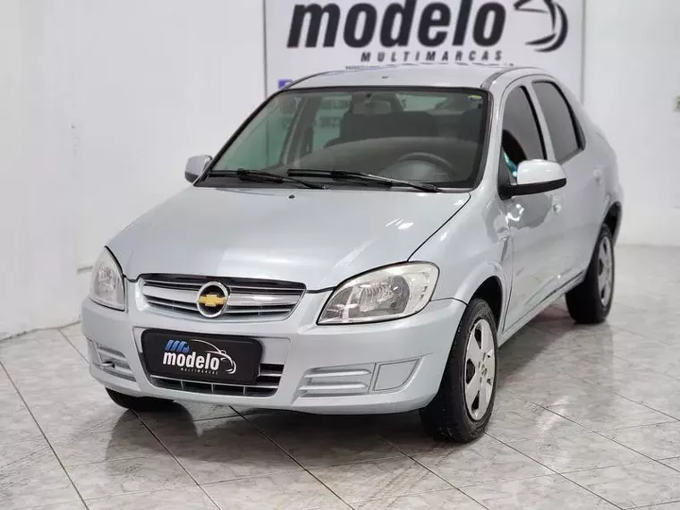 Chevrolet Prisma Prata 3