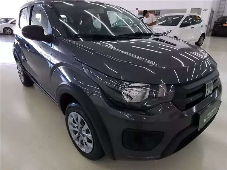 Fiat Mobi Prata 14