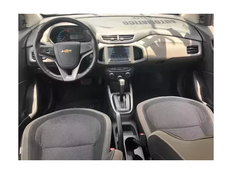 Chevrolet Prisma Preto 6