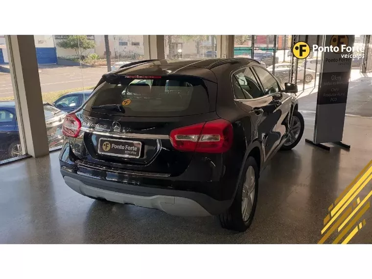 Mercedes-benz GLA 200 Preto 1