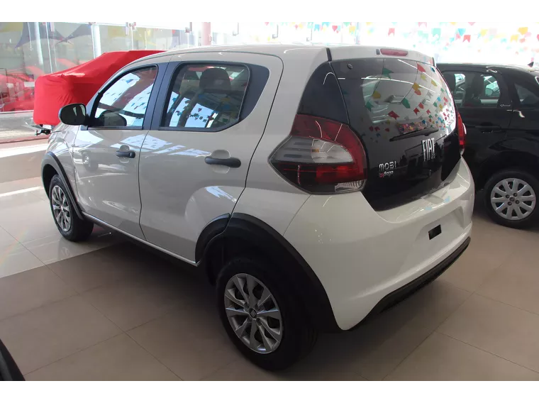 Fiat Mobi Branco 4