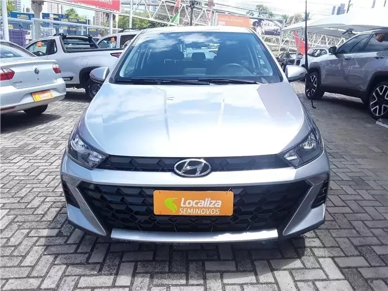 Hyundai HB20 Prata 4