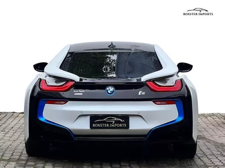 BMW i8 Branco 10