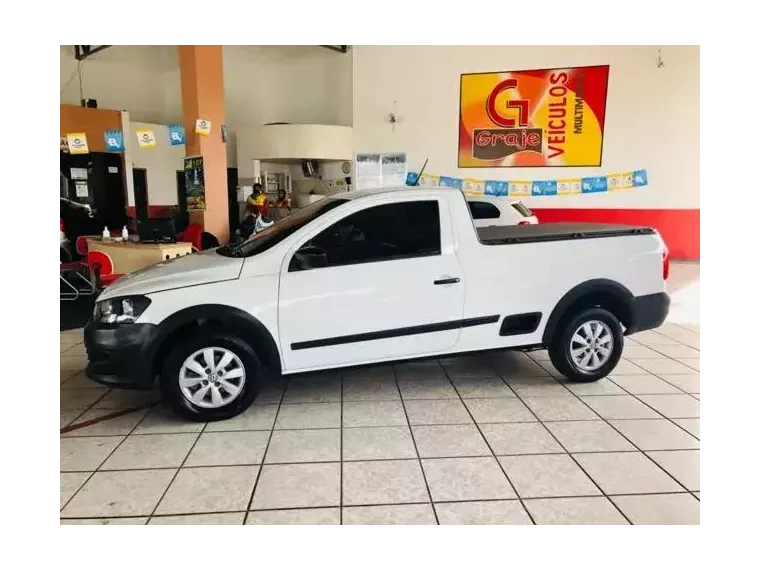 Volkswagen Saveiro Branco 3