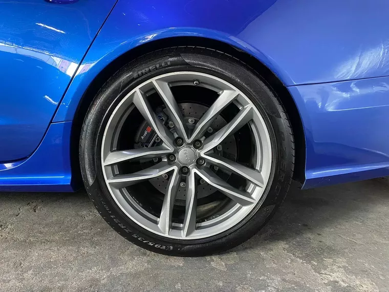 Audi RS6 Azul 15