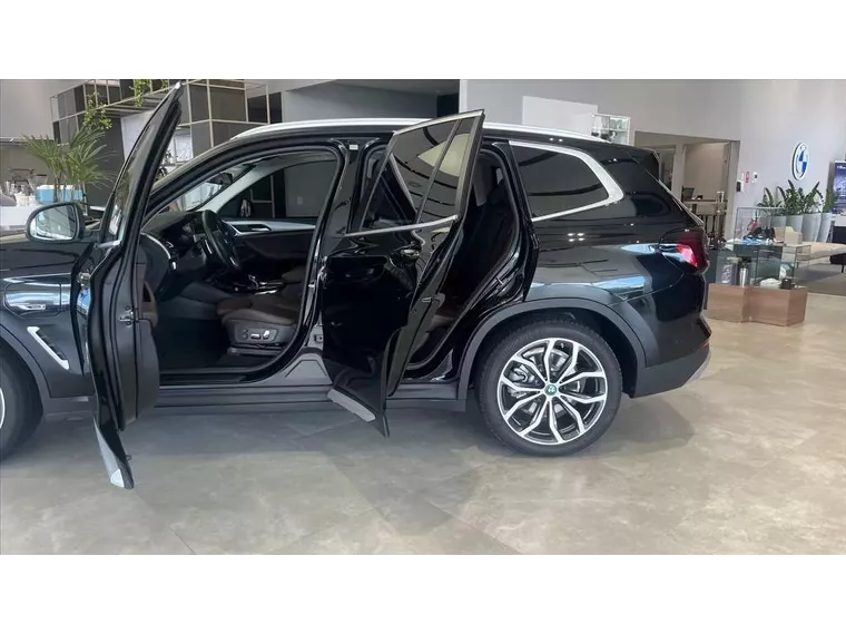 BMW X3 Preto 8