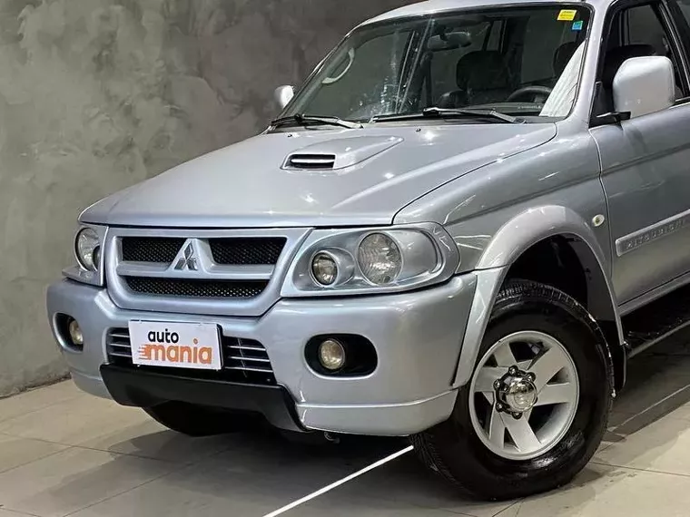 Mitsubishi Pajero Sport Prata 22