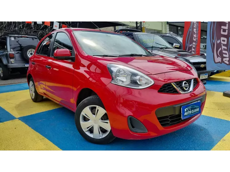 Nissan March Vermelho 4