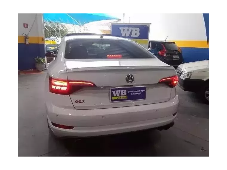 Volkswagen Jetta Branco 1