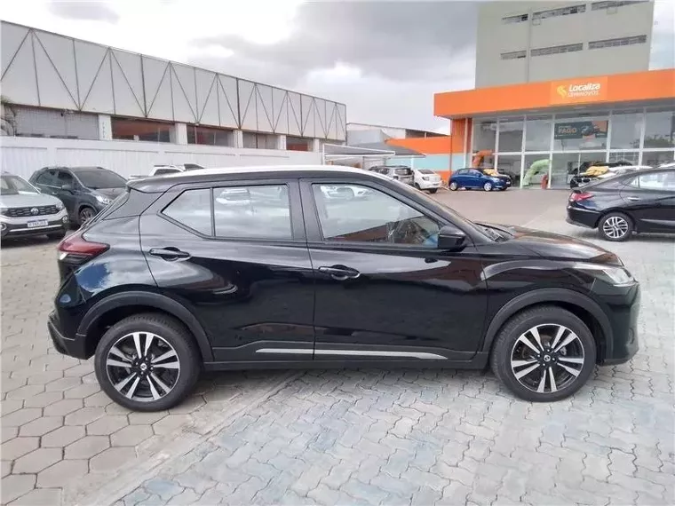 Nissan Kicks Preto 6