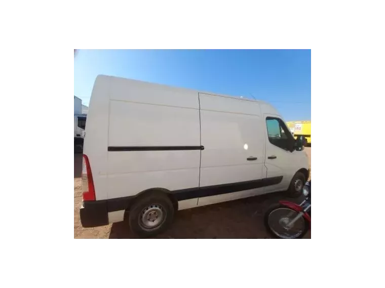 Renault Master Branco 1