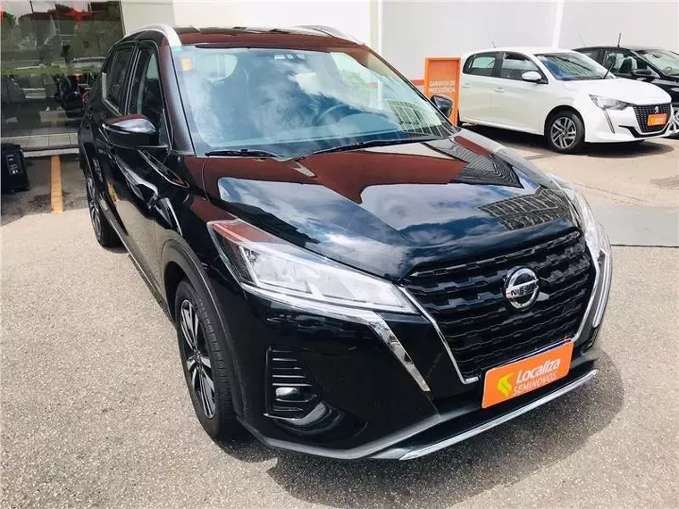 Nissan Kicks Preto 4