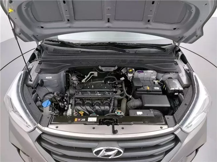 Hyundai Creta Prata 20