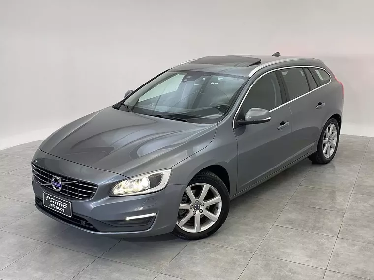 Volvo V60 Cinza 19