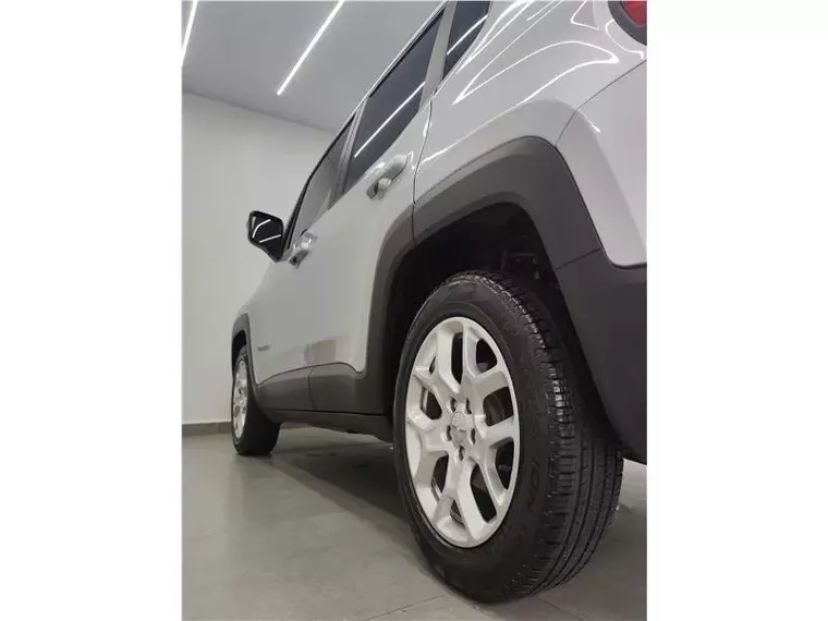 Jeep Renegade Prata 3