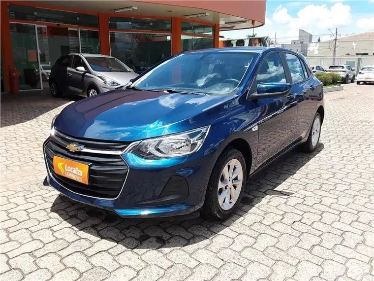 Chevrolet Onix Azul 4