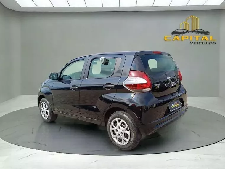 Fiat Mobi Preto 6