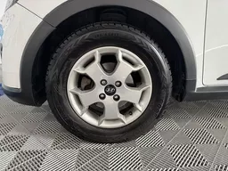 Hyundai HB20X