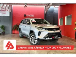 Toyota Hilux SW4