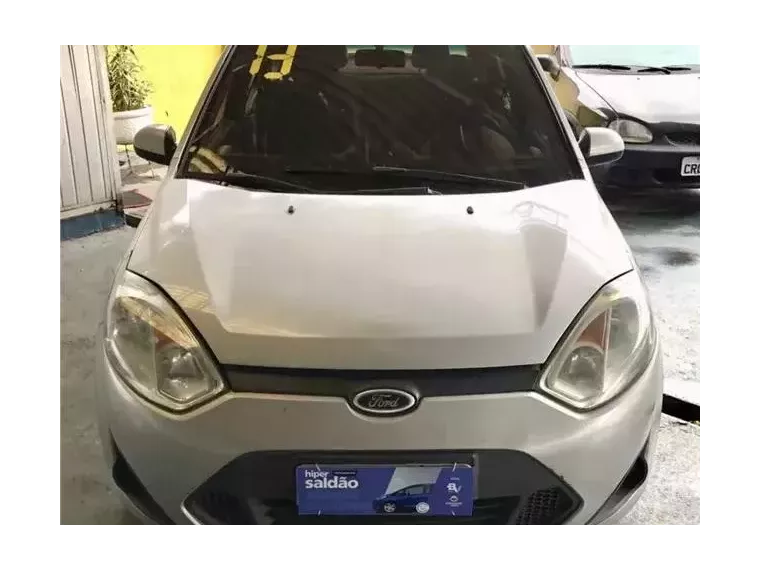 Ford Fiesta Prata 1