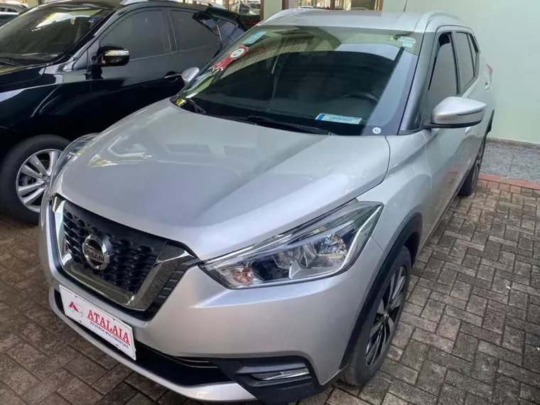 Nissan Kicks Prata 14