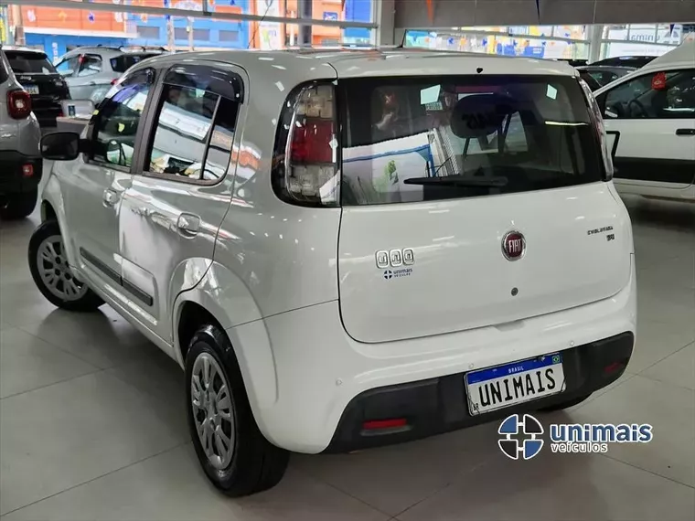 Fiat Uno Branco 4