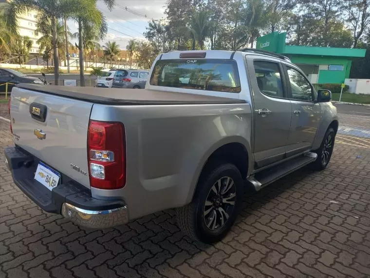 Chevrolet S10 Prata 7