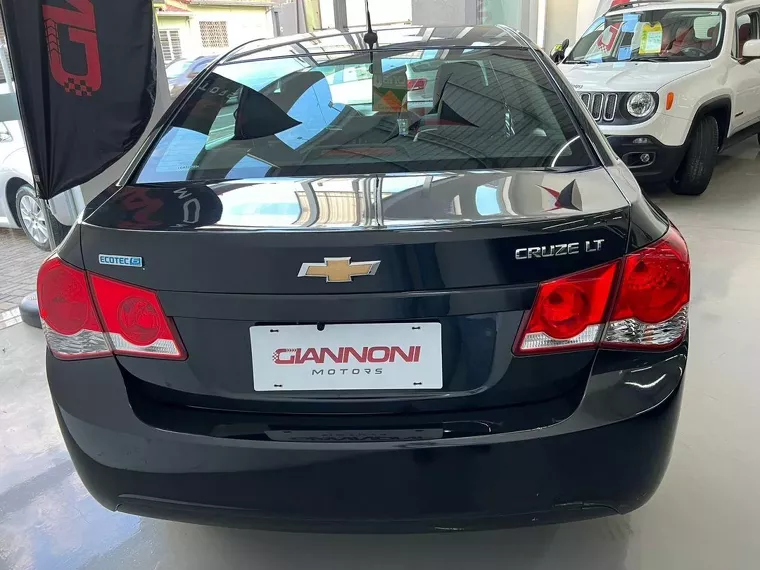 Chevrolet Cruze Preto 8