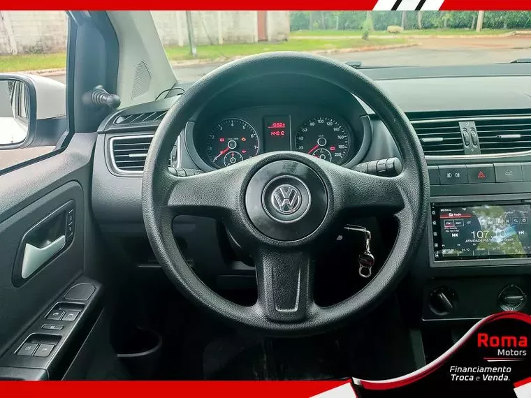 Volkswagen Fox Branco 5