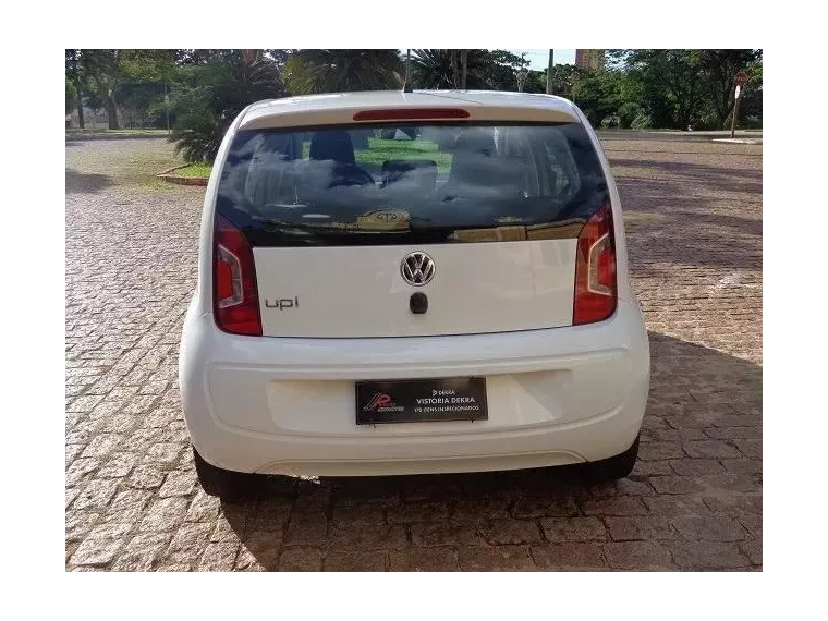 Volkswagen UP Branco 3