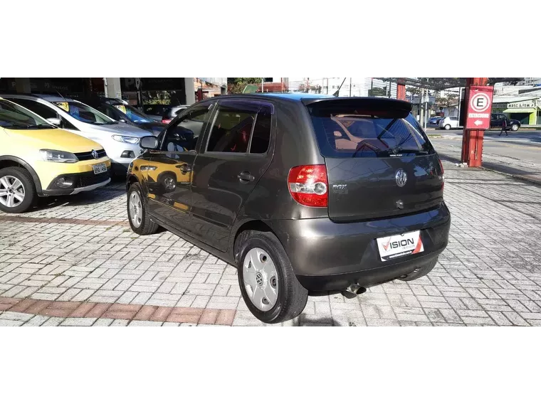 Volkswagen Fox Cinza 4