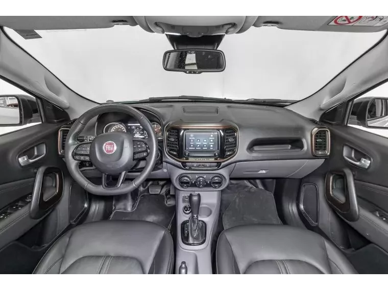 Fiat Toro Branco 2