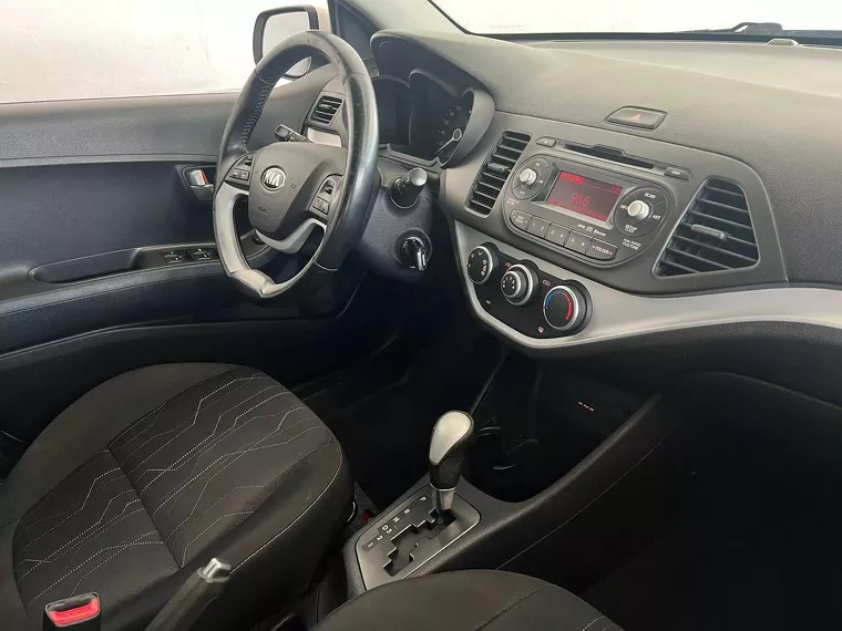 KIA Picanto Branco 16