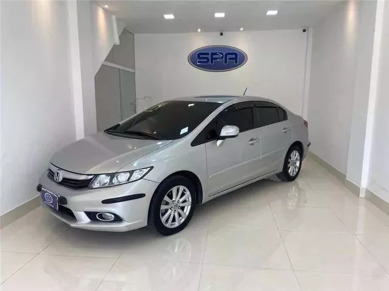 Honda Civic Prata 8