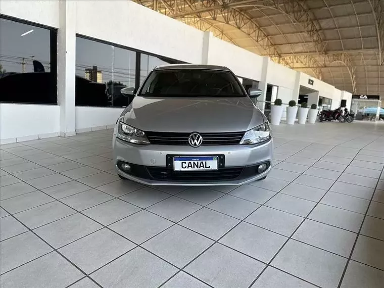 Volkswagen Jetta Prata 21