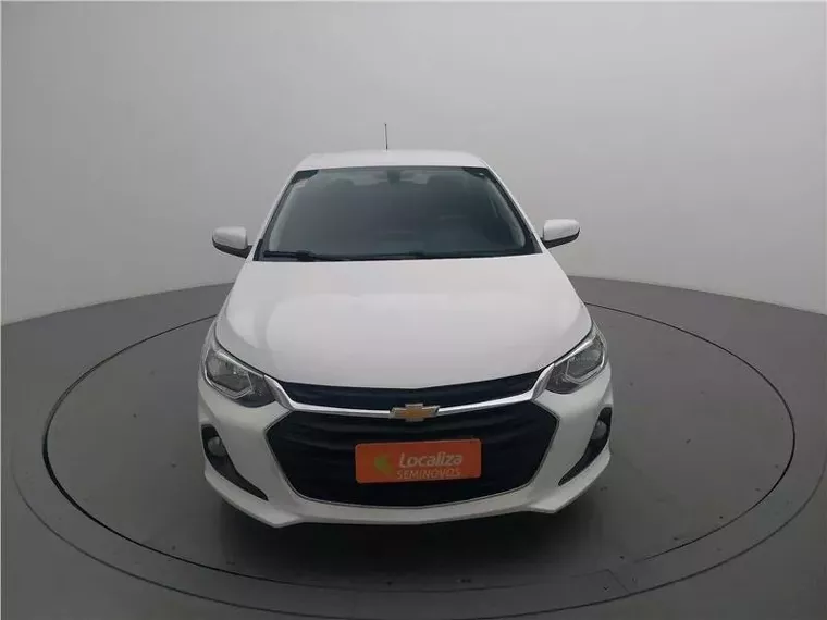 Chevrolet Onix Branco 2