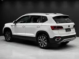 Volkswagen Taos