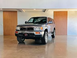 Toyota Hilux SW4