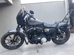 Sportster 883