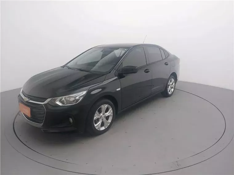 Chevrolet Onix Preto 1