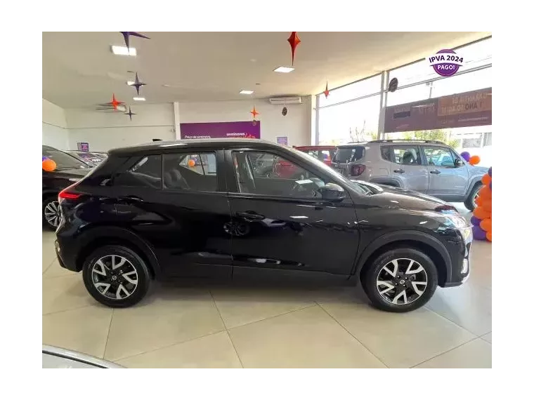 Nissan Kicks Preto 6